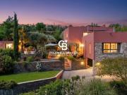 Maison 6 pièces 253 m²