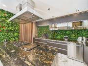 Maison 6 pièces 255 m²