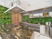 Maison 6 pièces 255 m²