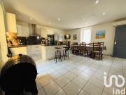 Maison 6 pièces 256 m²