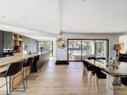 Maison 6 pièces 260 m²