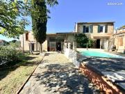 Maison 6 pièces 261 m²