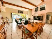 Maison 6 pièces 261 m²