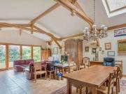 Maison 6 pièces 264 m²