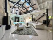 Loft 6 pièces 272 m²