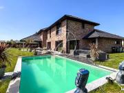 Maison 6 pièces 283 m²