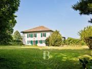 Maison 6 pièces 285 m²