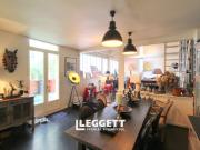 Maison 6 pièces 285 m²