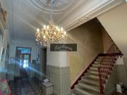 Maison 6 pièces 310 m²