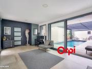 Maison 6 pièces 319 m²