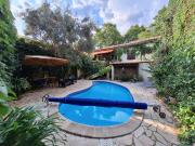 Maison 6 pièces 320 m²