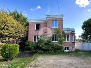 Maison 6 pièces 323 m²