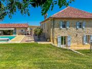 Maison 6 pièces 330 m²