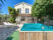 Maison 6 pièces 332 m²