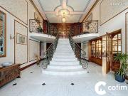 Maison 6 pièces 349 m²