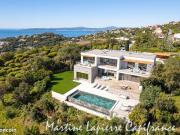 Maison 6 pièces 350 m²