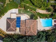 Maison 6 pièces 357 m²