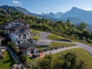 Maison 6 pièces 390 m²