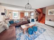 Maison 6 pièces Saint Vrain 135.00m² 1900€ à louer...