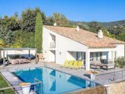 Maison avec piscine et jardin