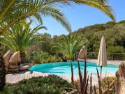 Maison avec piscine en bord de mer