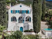 Maison 7 pièce s 215 m2