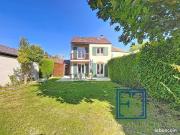 Maison 7 pièces 104 m²