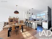 Maison 7 pièces 196 m²