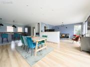 Maison 7 pièces 196 m²