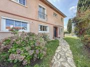 Maison 7 pièces 196 m²