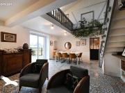 Maison 7 pièces 198 m²