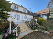 Maison 8 pièces 197 m²