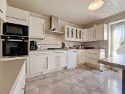 Maison 7 pièces 200 m²