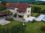 Maison 7 pièces 200 m²