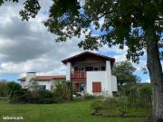 Maison 7 pièces 203 m²