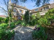 Maison 7 pièces 204 m²