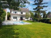 Maison 7 pièces 205 m²