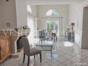 Maison 7 pièces 206 m²