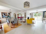 Maison 7 pièces 207 m²