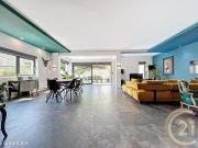 Maison 7 pièces 208 m²