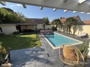 Maison 7 pièces 208 m²