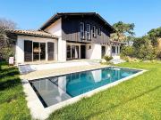 Maison 7 pièces 210 m²