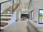 Maison 7 pièces 210 m²