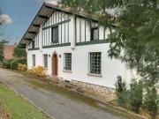 Maison 7 pièces 211 m²