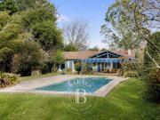 Maison 7 pièces 212 m²