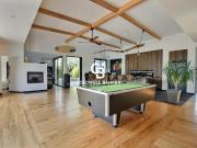 Maison 7 pièces 214 m²