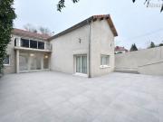 Maison 7 pièces 214 m²