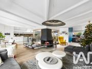 Maison 7 pièces 215 m²