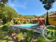 Maison 7 pièces 215 m²