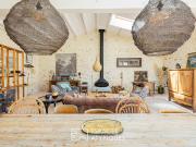 Maison 7 pièces 215 m²